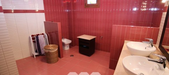 6 bedrooms House in Benamargosa, Spain No. 48243 16