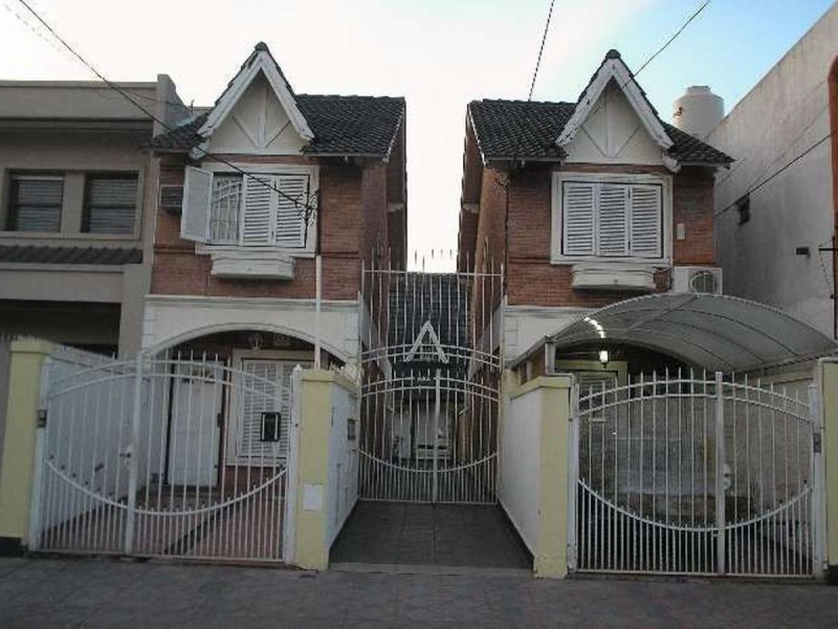 2 bedrooms House in Bermudez, Argentina No. 16993