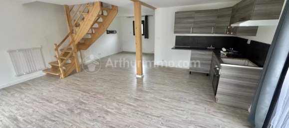 Дом с 2 спальнями в Пуа-Террон, Франция № 215924 3