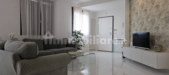 2 غرف نوم شقة في Lacchiarella, Italy رقم 311166 4