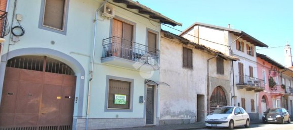 1 Schlafzimmer Haus in Borgo d'Ale, Italy, Nr. 57323 37