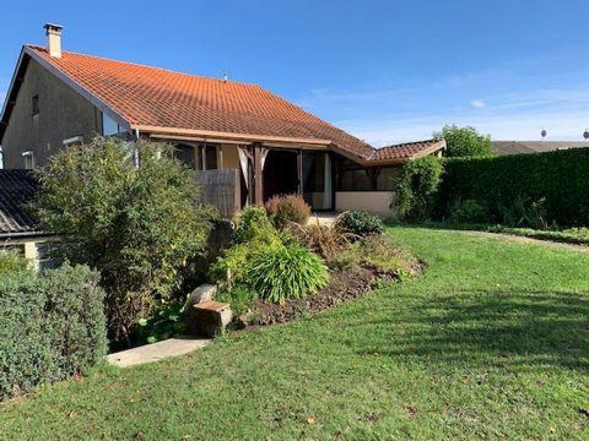 3 bedrooms House in Marmande, France No. 8262