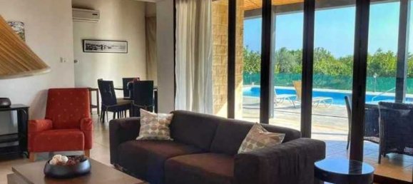 Casa de 3 dormitorios en Tochni, Cyprus No. 7095 10