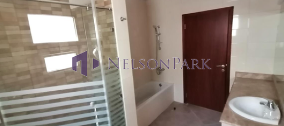 4 bedrooms Villa in Doha, Qatar No. 2190 7
