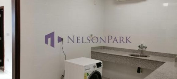 4 bedrooms Villa in Doha, Qatar No. 2190 6