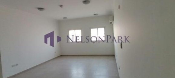 4 bedrooms Villa in Doha, Qatar No. 2190 2