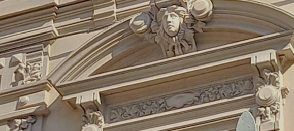 5 rooms Apartment in Florence, Italy No. 31807 2