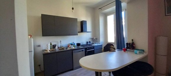 5 rooms Apartment in Florence, Italy No. 31807 7