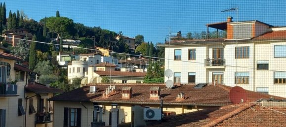 5 rooms Apartment in Florence, Italy No. 31807 12