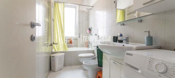3 rooms Apartment in Cusano Milanino, Italy No. 258149 11