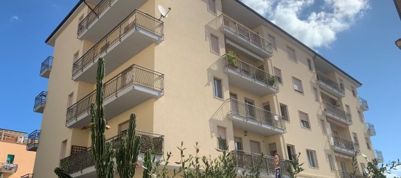 4-salle Appartement à Vasto, Italy No. 285037 36