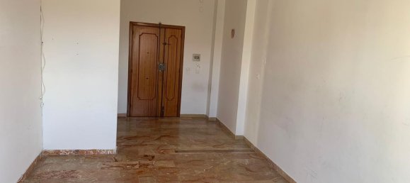 4-salle Appartement à Vasto, Italy No. 285037 9