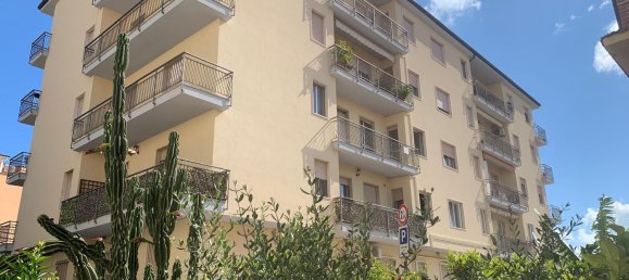 4-salle Appartement à Vasto, Italy No. 285037 31