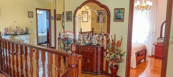 Дом с 4 спальнями в Понтеведра, Испания № 191011 10