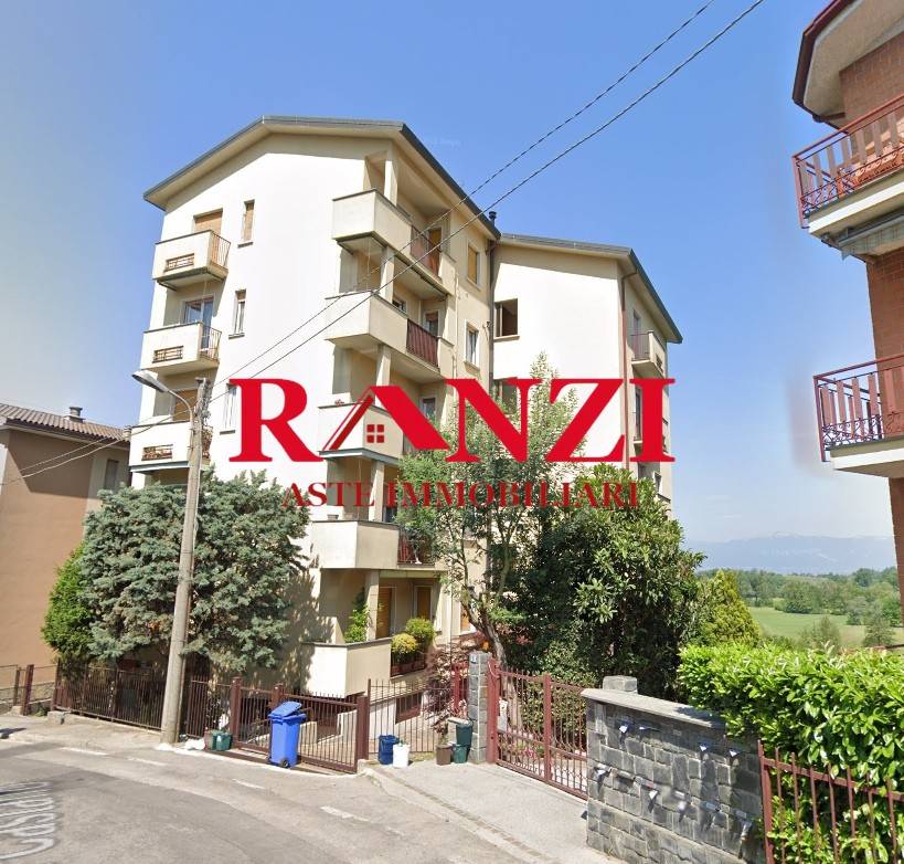 Apartamento de 2 dormitorios en Besana in Brianza, Italy No. 216199