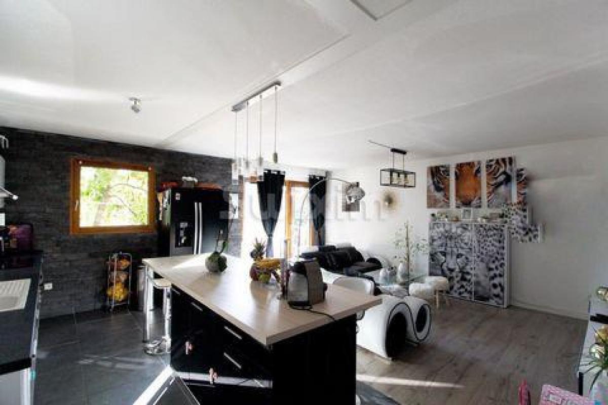 2 chambres Condo à Annemasse, France No. 33767