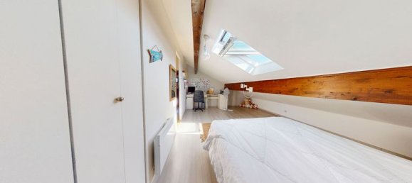 5 bedrooms House in Blyes, France No. 310451 13