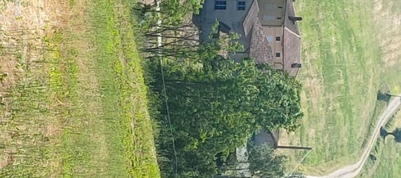 6 rooms House in Pianello Val Tidone, Italy No. 254519 32