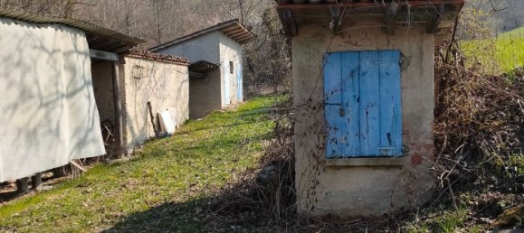 6 rooms House in Pianello Val Tidone, Italy No. 254519 27