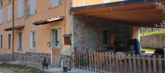 6 rooms House in Pianello Val Tidone, Italy No. 254519 5