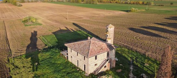 7 rooms House in Castiglione del Lago, Italy No. 58451 2