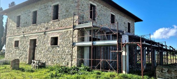 7 rooms House in Castiglione del Lago, Italy No. 58451 23