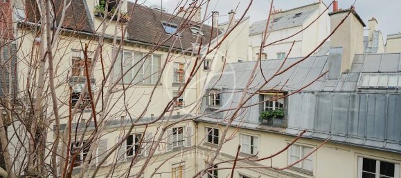 2 chambres Appartement à Paris, France No. 165907 2