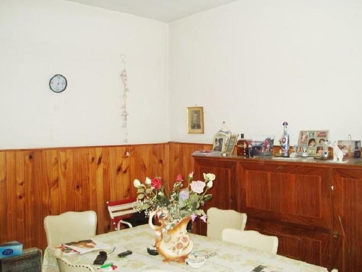 2 bedrooms House in Ituzaingo, Argentina No. 67589