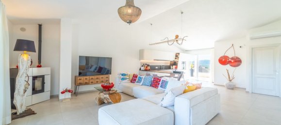 4 Schlafzimmer Villa in Budoni, Italy, Nr. 270888 12