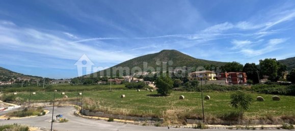 4 bedrooms Duplex in Caserta, Italy No. 293618 6