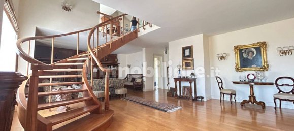 4 bedrooms Duplex in Caserta, Italy No. 293618 13
