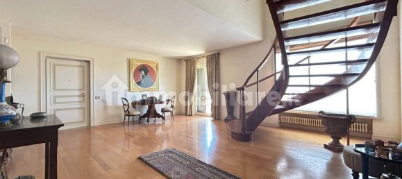 4 bedrooms Duplex in Caserta, Italy No. 293618 14