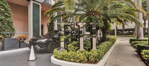 2 chambres propriété commerciale à louer à Miami, Miami-Dade, Florida, USA № 615030 8
