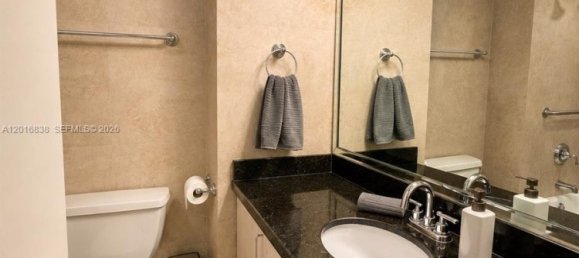 2 chambres propriété commerciale à louer à Miami, Miami-Dade, Florida, USA № 615030 10