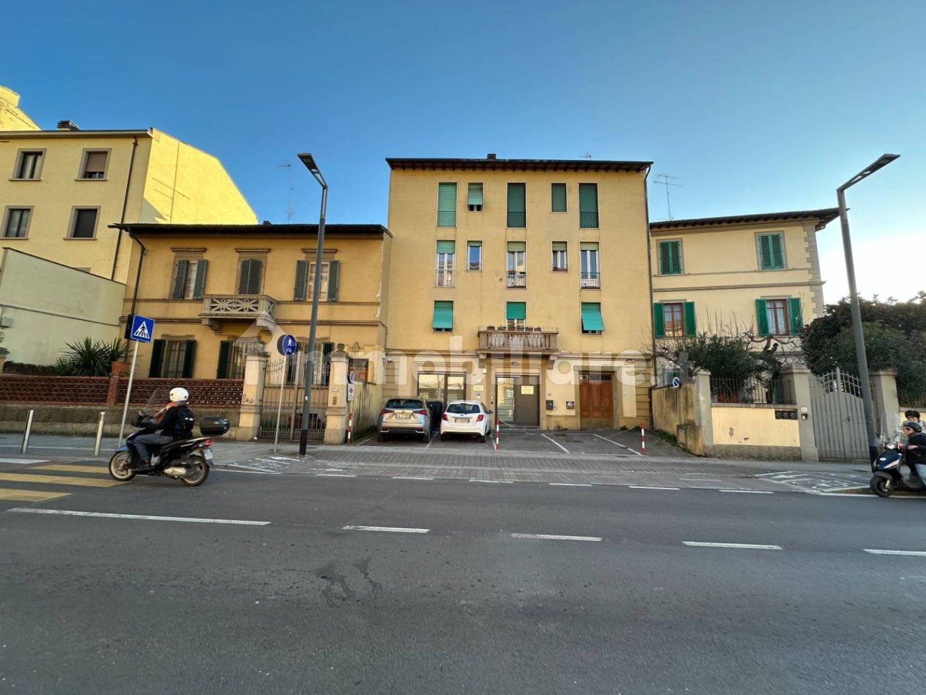 2 bedrooms Apartment in Florence, Italy No. 265776