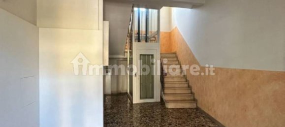 2 bedrooms Apartment in Florence, Italy No. 265776 2