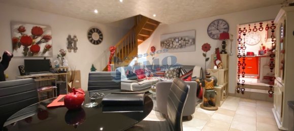 3 Schlafzimmer Stadthaus in Frevent, France, Nr. 53576 2