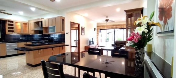 3 bedrooms Cafe / restaurant in Pattaya, Thailand No. 21928 5