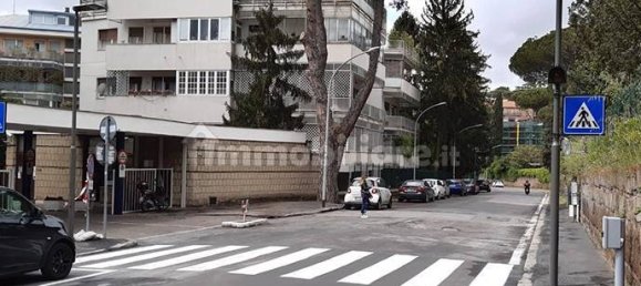 5 rooms Commercial property in Rome, Italy No. 279353 11