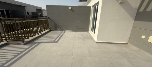 3 bedrooms Townhouse in DAMAC Hills (Akoya by DAMAC), UAE No. 113987 5