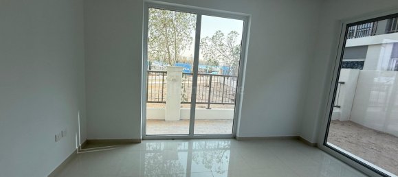 3 bedrooms Townhouse in DAMAC Hills (Akoya by DAMAC), UAE No. 113987 2