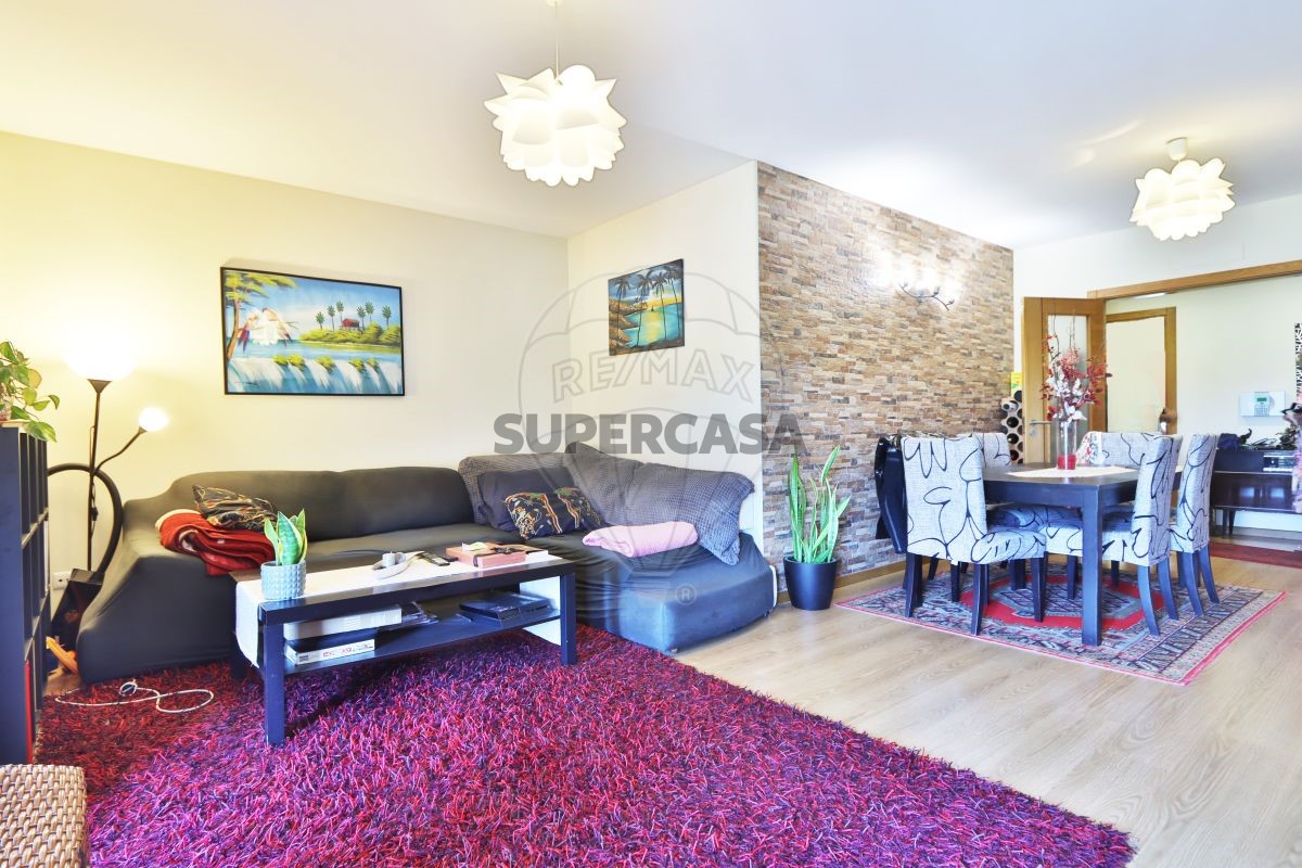 3 bedrooms Apartment in Odivelas, Portugal No. 285467