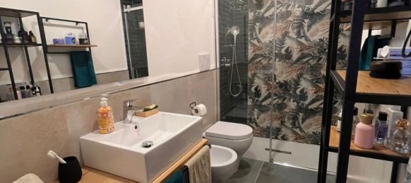 Квартира с 5 комнатами в Терни, Италия № 220467 12