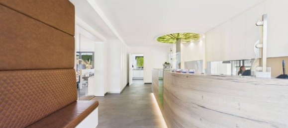 Edificio de 15 habitaciónes en Lippe, Germany No. 192997 3