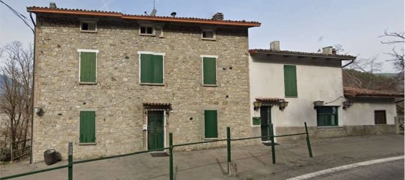 5 rooms House in Calestano, Italy No. 302536 4