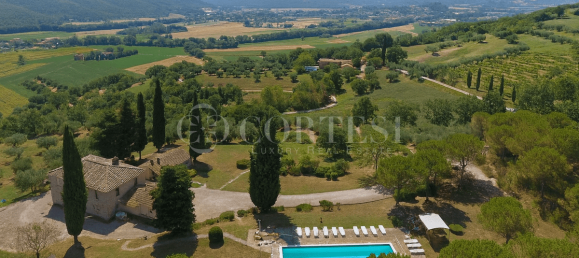 29 bedrooms Hotel in Corciano, Italy No. 317129 3