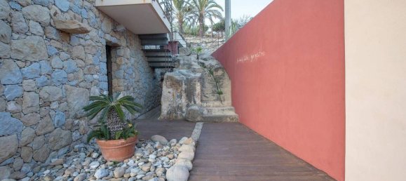 Вилла с 3 спальнями в Бордигера, Италия № 108938 5