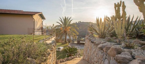 Вилла с 3 спальнями в Бордигера, Италия № 108938 33