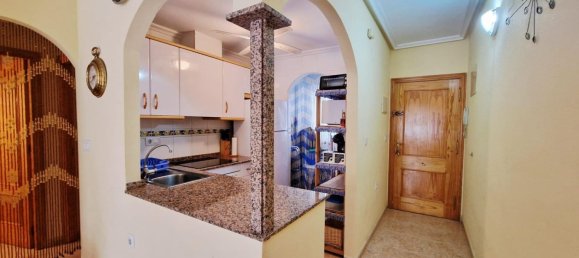 Apartamento de 2 dormitorios en Torrevieja, Spain No. 177447 11