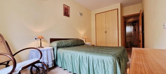 Apartamento de 2 dormitorios en Torrevieja, Spain No. 177447 4